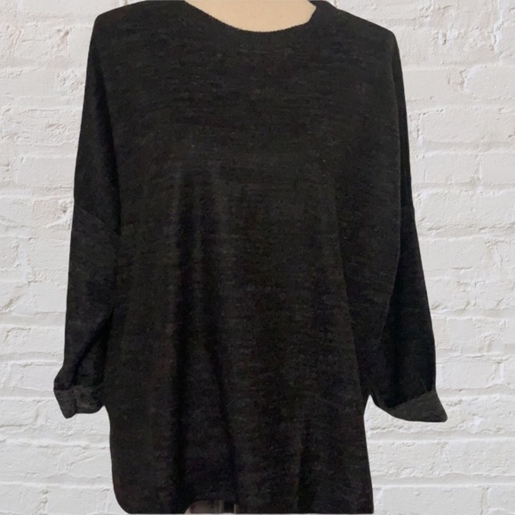 CHERISH CHARCOAL DETAILED BRUSHED KNIT TOP - Picture 2 of 9